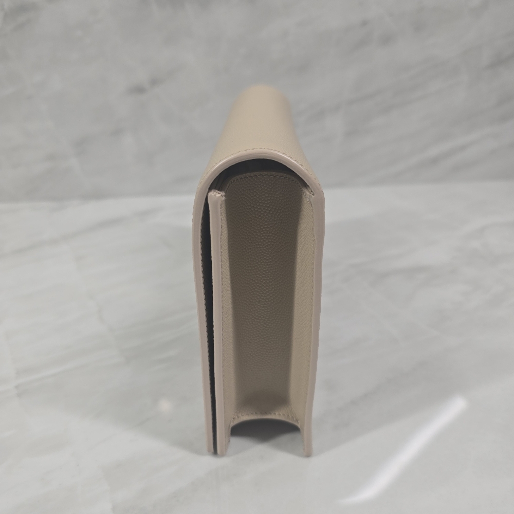 Yves Saint Laurent Beige Clutch Bag - Picture 4 of 10
